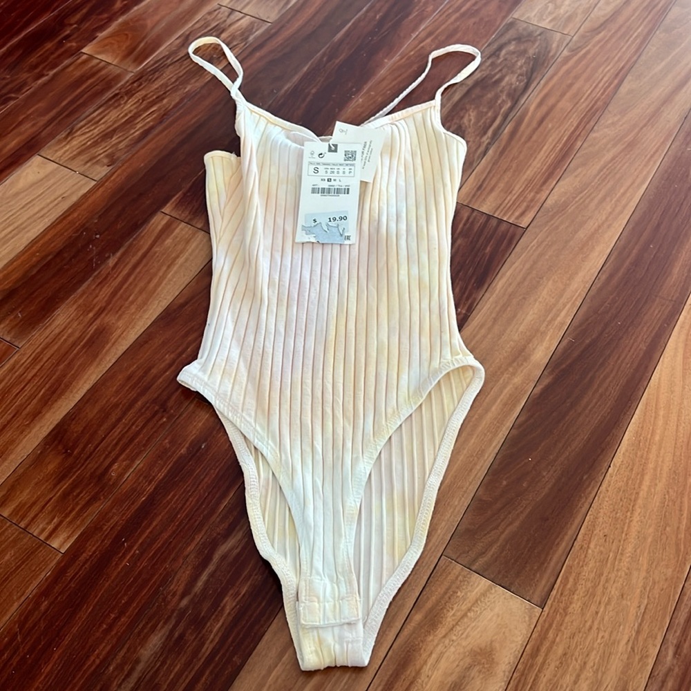 Zara women’s bodysuit